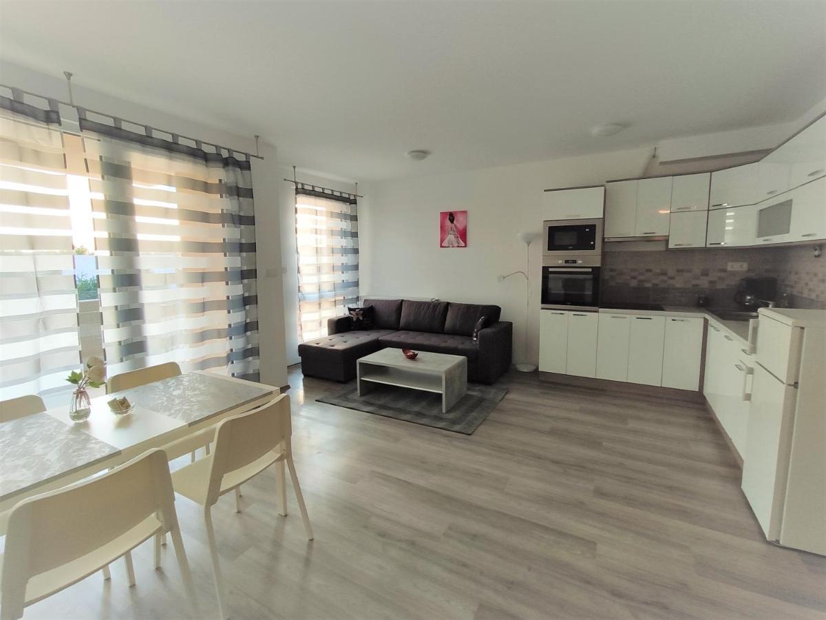 Bajcsy Apartment Debrecín Exteriér fotografie